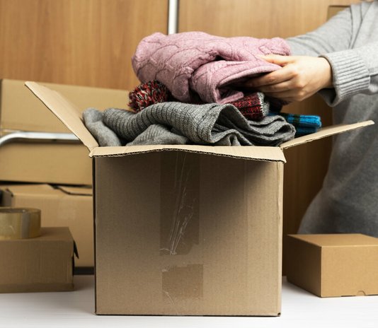 umzug-auszug-einziehen-karton-haus-14 Handtücher im Karton